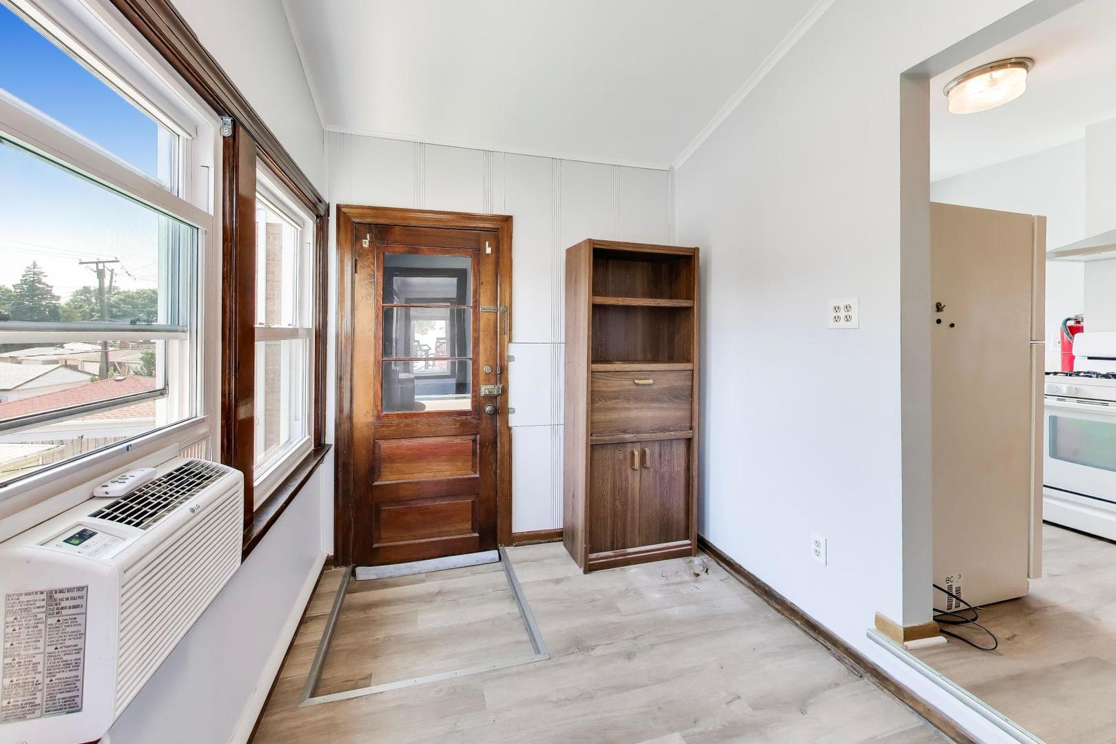 5419 North Monitor Avenue, Unit 2 Chicago, IL 60630 - Photo 13 of 18