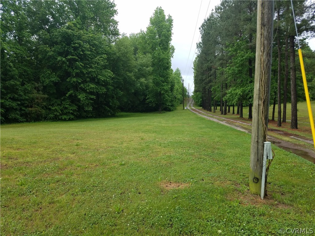 2318 Cox Road Wilsons, VA 23894 - Photo 2 of 31