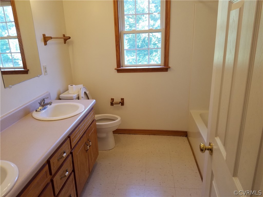 2318 Cox Road Wilsons, VA 23894 - Photo 22 of 31