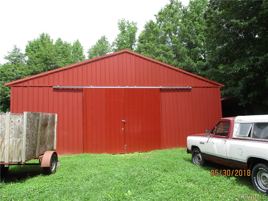 2318 Cox Road Wilsons, VA 23894 - Photo 26 of 31