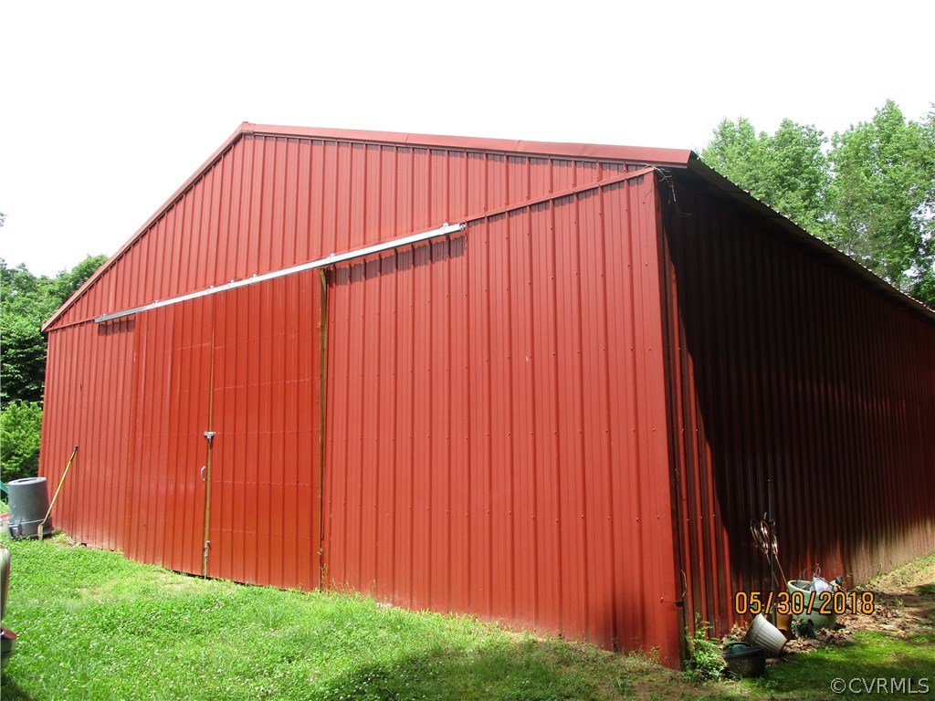 2318 Cox Road Wilsons, VA 23894 - Photo 27 of 31