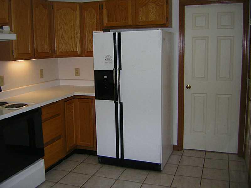 3127 Lakeview Court, Unit 3127 Springfield, OH 45503 - Photo 11 of 25