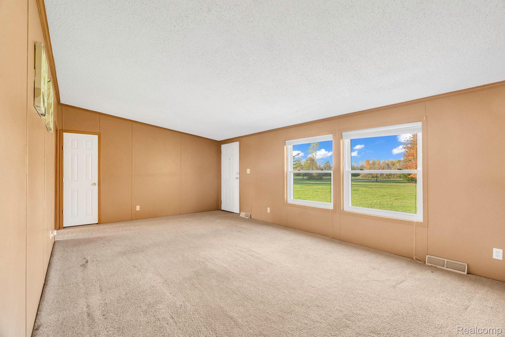 4047 Myron Road Fort Gratiot, MI 48059 - Photo 18 of 60 Gallery Image 18