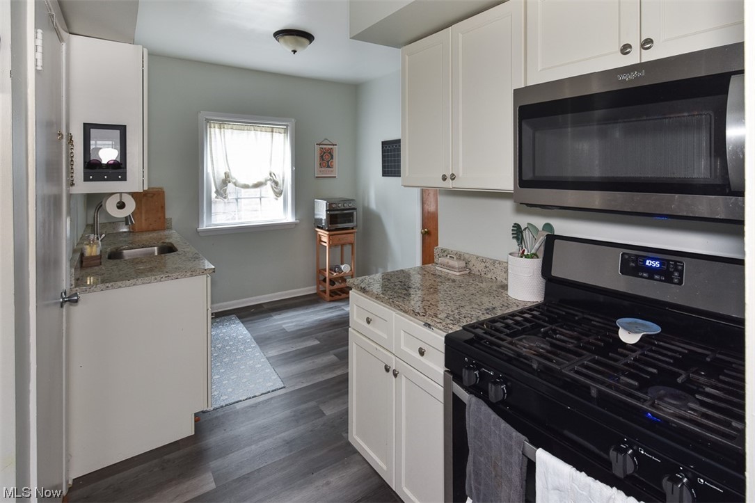 3569 Daleford Road Cleveland, OH 44120 - Photo 9 of 30 Gallery Image 9