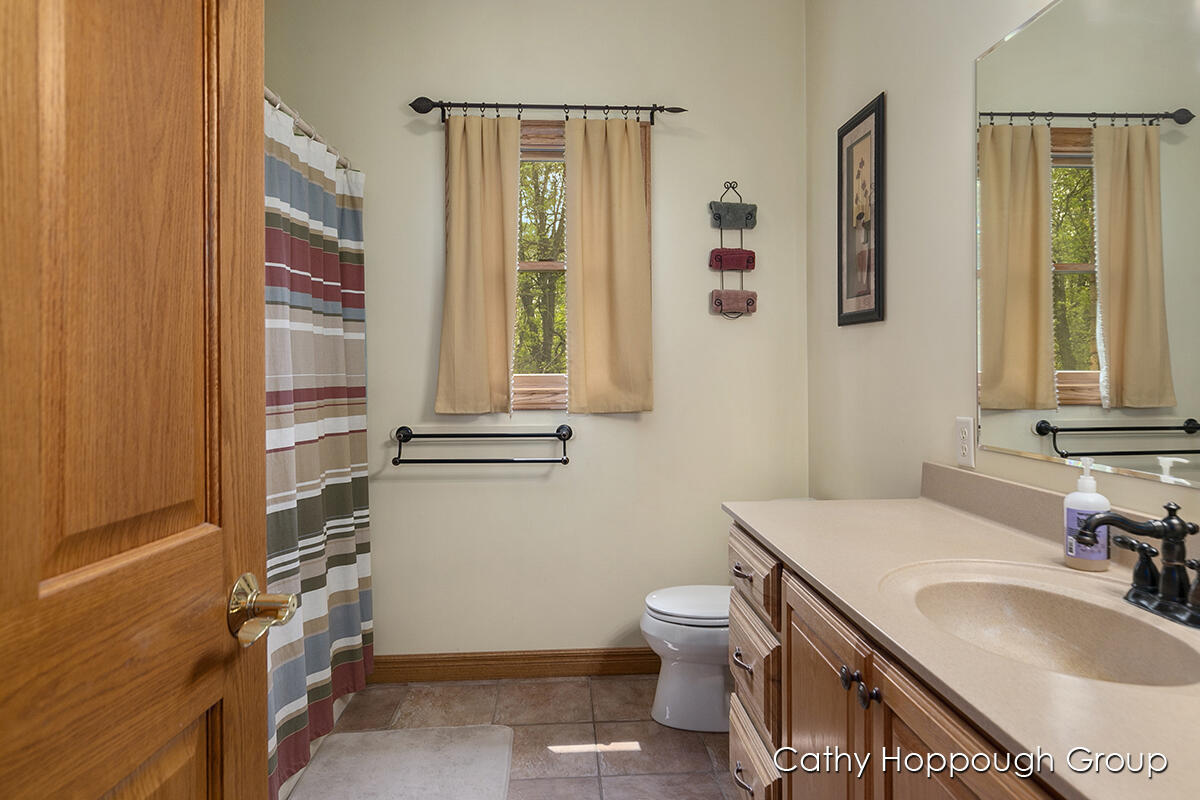 741 Kellogg Road Ionia, MI 48846 - Photo 22 of 51 IMG_1021