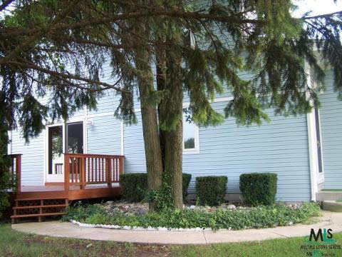 150 Kenyon Road Algonac, MI 48001 - Photo 3 of 7 514062-2.JPG