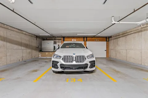 $1,250,000 | 541 East Erie Street, Unit 3022, Milwaukee, WI 53202