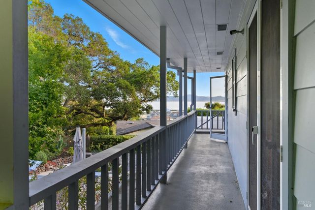 $2,700,000 | 70 Dunfries Terrace, San Rafael, CA 94901