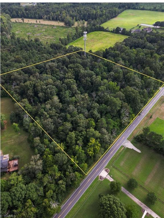 4488 Brick Church Road Burlington, NC 27215 - Photo 2 of 9