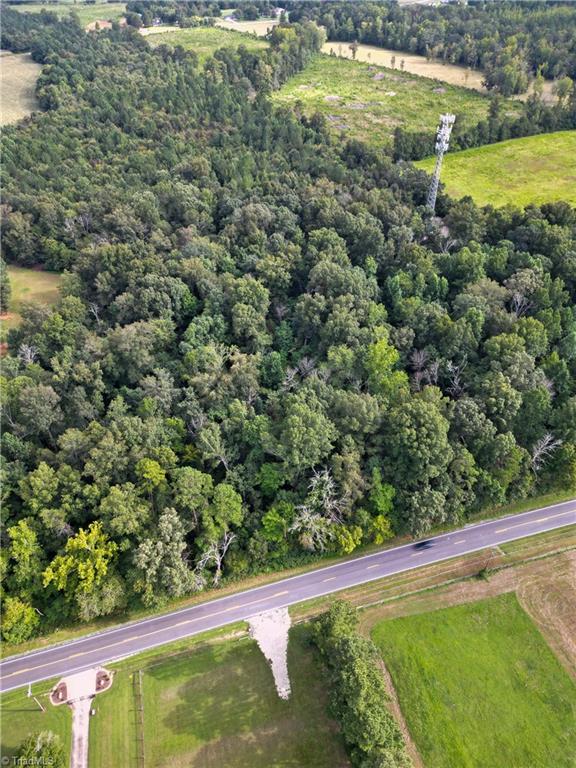 4488 Brick Church Road Burlington, NC 27215 - Photo 7 of 9