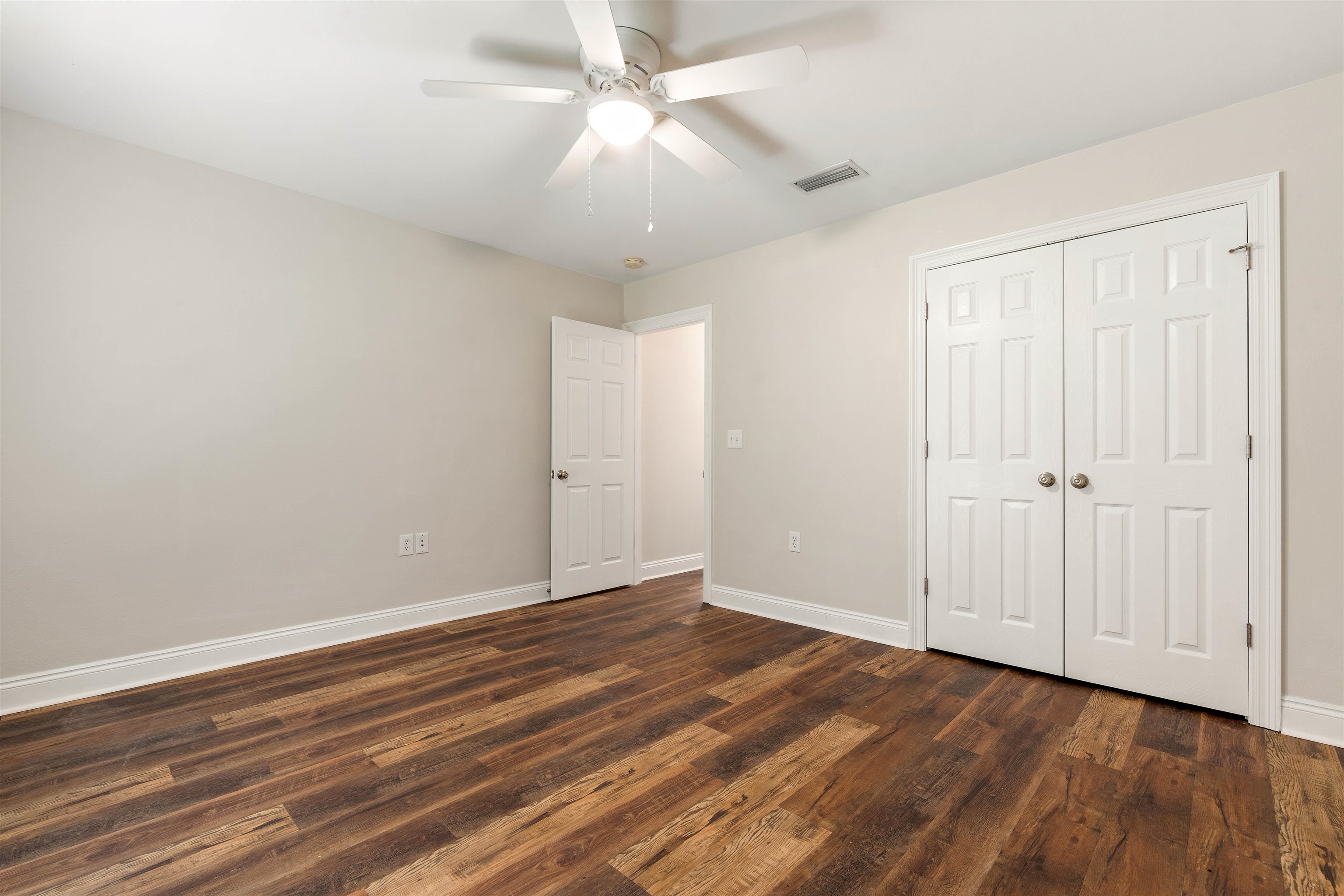 24431 Day Road Robertsdale, AL 36567 - Photo 23 of 36