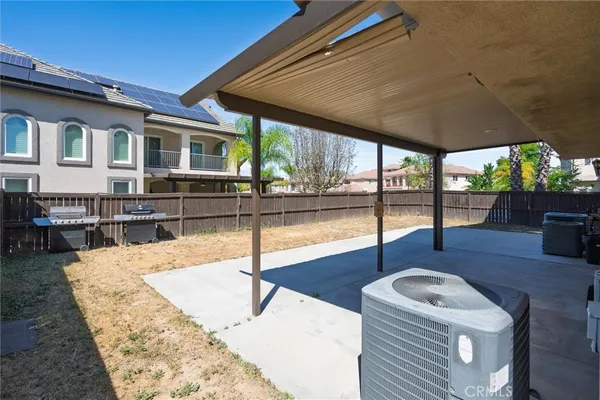 $725,000 | 37867 Shady Maple Road, Murrieta, CA 92563