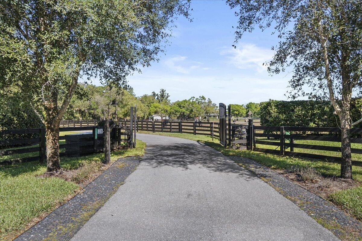 10975 Randolph Siding Road Jupiter, FL 33478 - Photo 4 of 97 002-JLC_2563