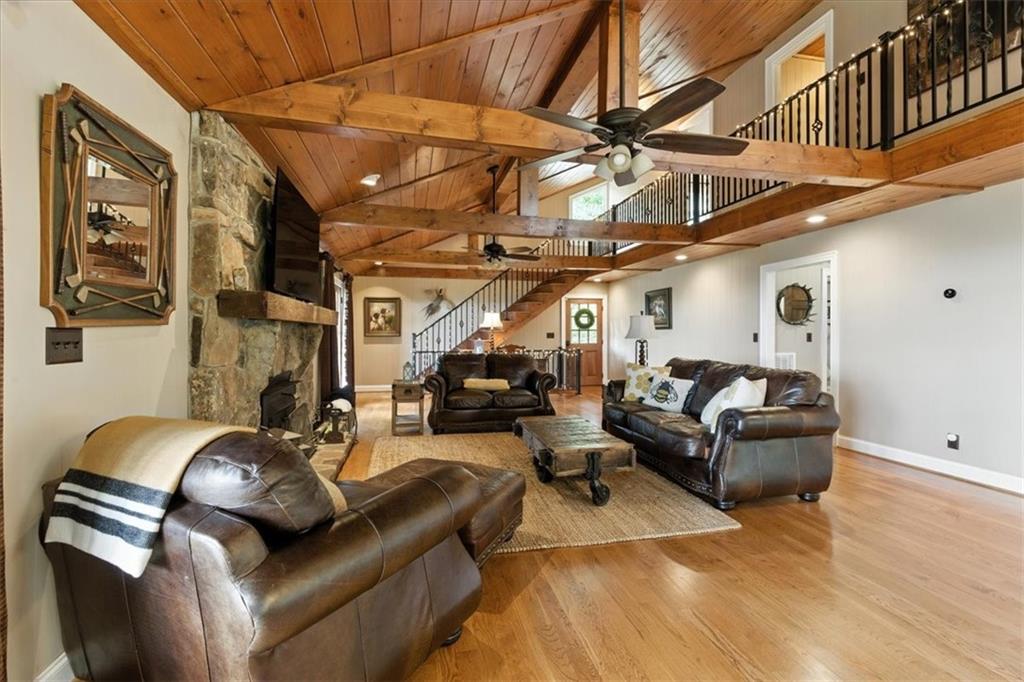 11 Brow Road Rome, GA 30165 - Photo 10 of 39 a living room with furniture
