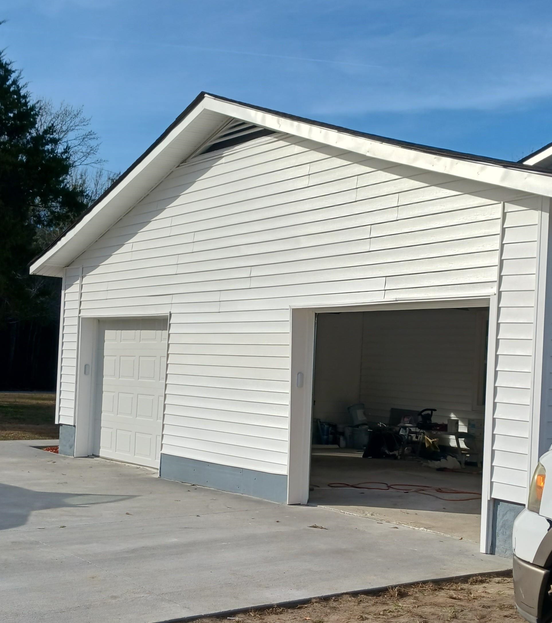 2302 South S Highway Marion, SC 29571 - Photo 3 of 4 View of garage