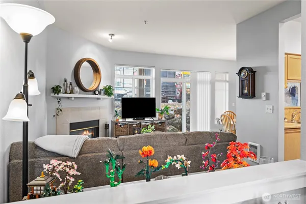 $275,000 | 18930 Bothell Everett Highway, Unit G103, Bothell, WA 98012