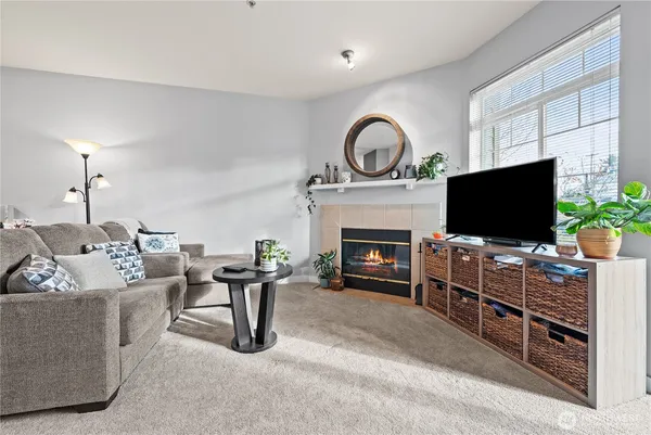 $275,000 | 18930 Bothell Everett Highway, Unit G103, Bothell, WA 98012