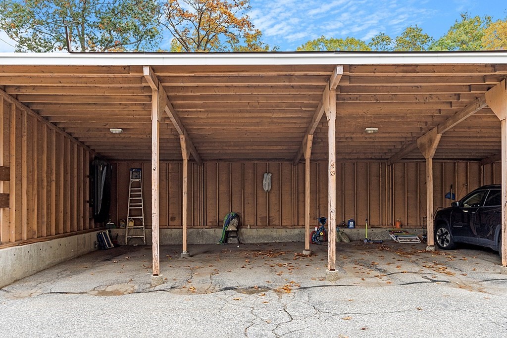 403 Cardinal Lane, Unit 403 Tyngsborough, MA 01879 - Photo 23 of 27 an outdoor view of a house