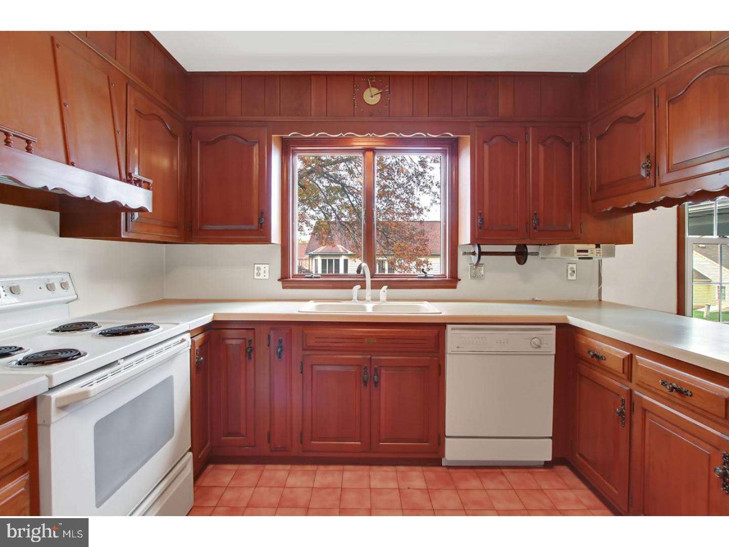 3120 Elm Road Reading, PA 19605 - Photo 7 of 25 Gallery Image 7
