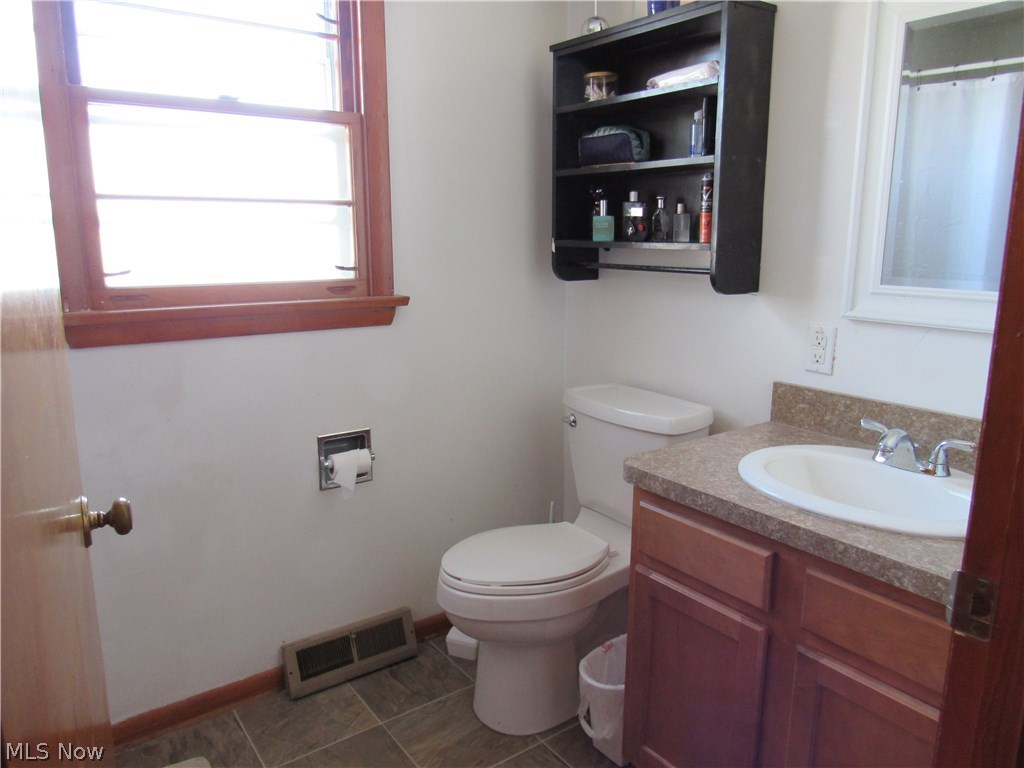 14101 Carter Road Wakeman, OH 44889 - Photo 19 of 32