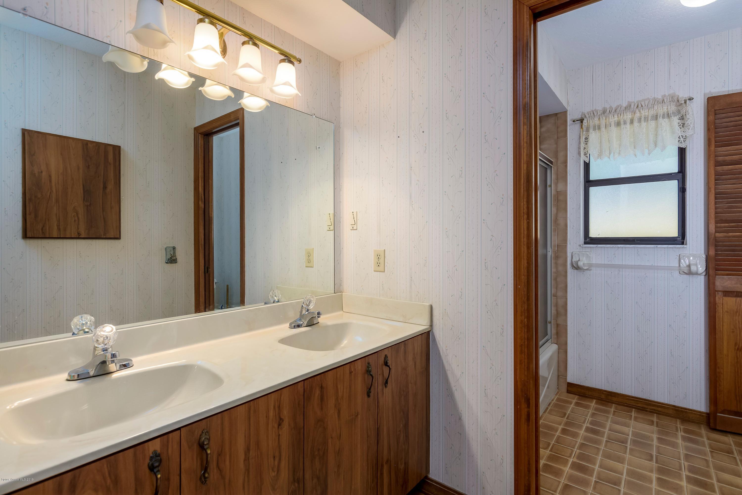 284 Sand Dollar Road Indialantic, FL 32903 - Photo 12 of 22 Sand Dollar 4