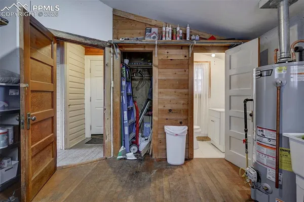 a view of a storage & utility room