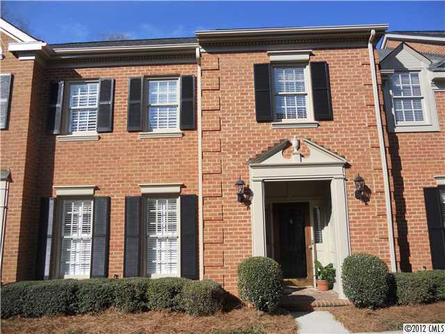 2819 Sharon View Road, Unit 2819 Charlotte, NC 28210 - Photo 1 of 16 Gallery Image 1