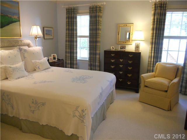 2819 Sharon View Road, Unit 2819 Charlotte, NC 28210 - Photo 8 of 16 Gallery Image 8