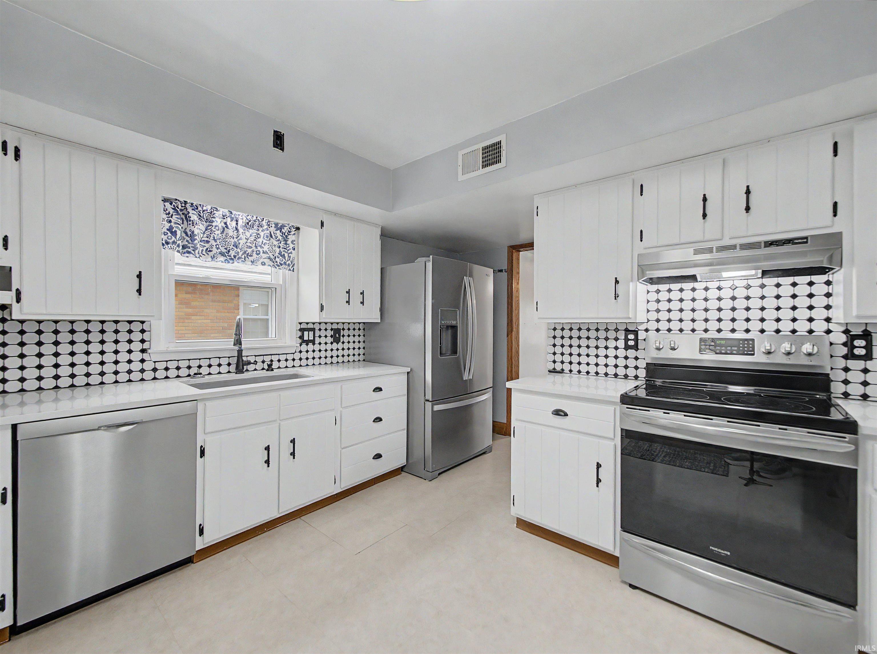 2700 Vogel Road Evansville, IN 47711 - Photo 12 of 38