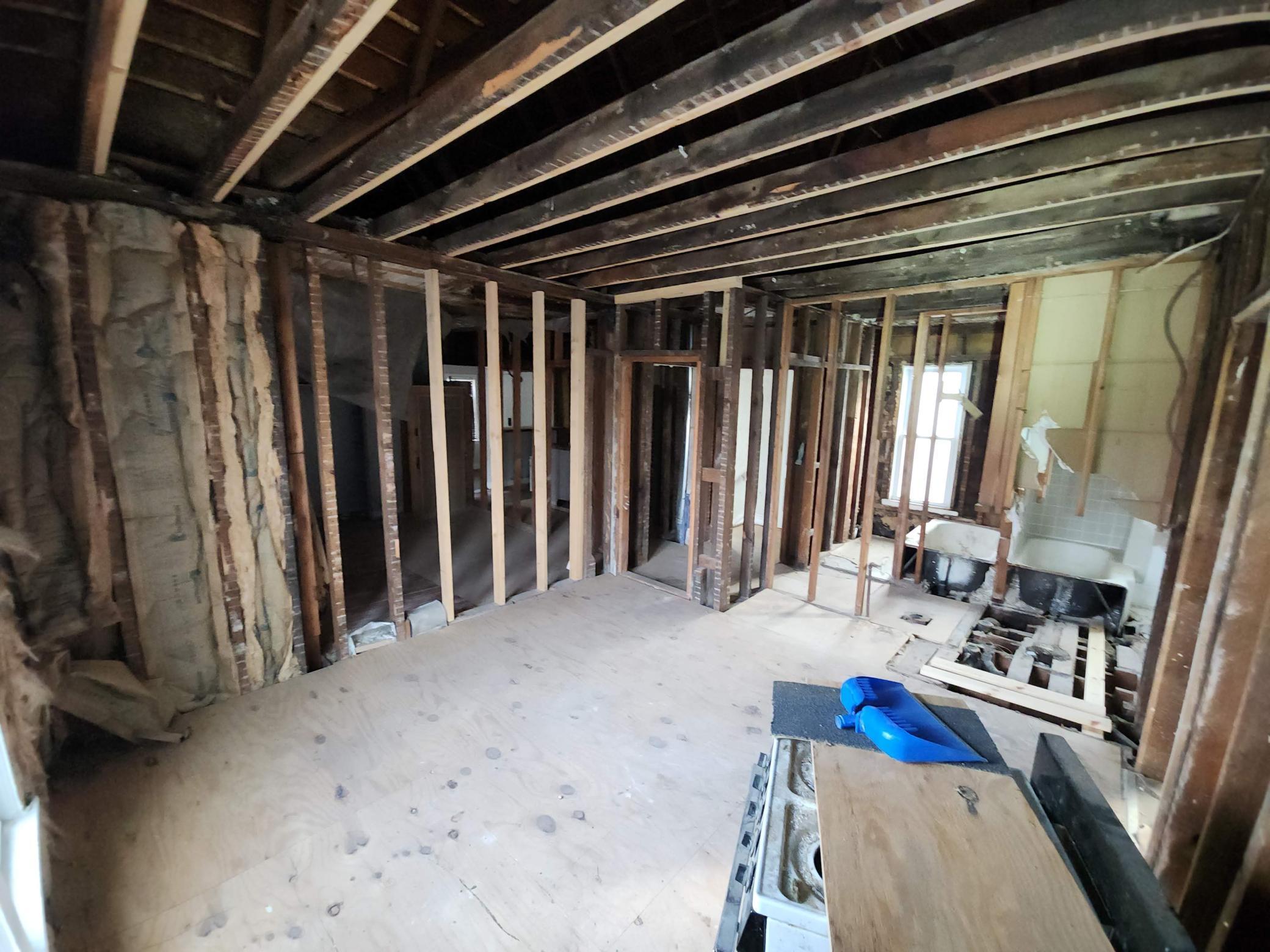 9 East 37th Street Minneapolis, MN 55409 - Photo 1 of 20