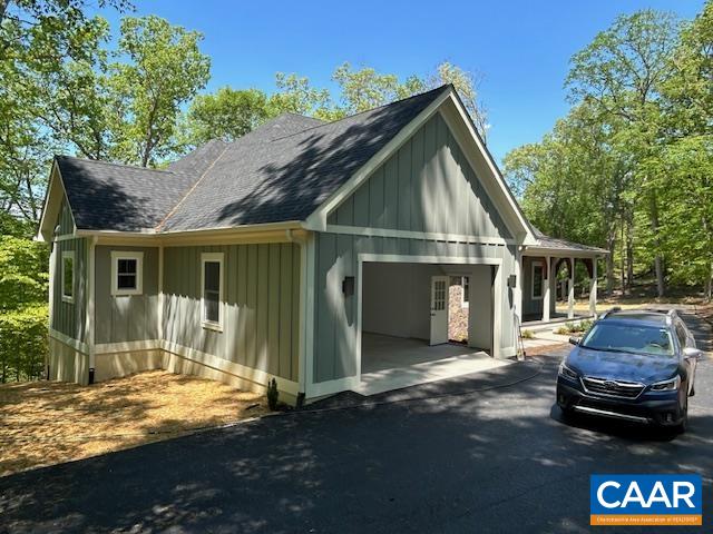 329 Carrsbrook Drive Charlottesville, VA 22901 - Photo 4 of 75 a front view of a house with a yard
