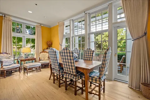 $6,995,000 | 788 East Woodland Road, Lake Forest, IL 60045