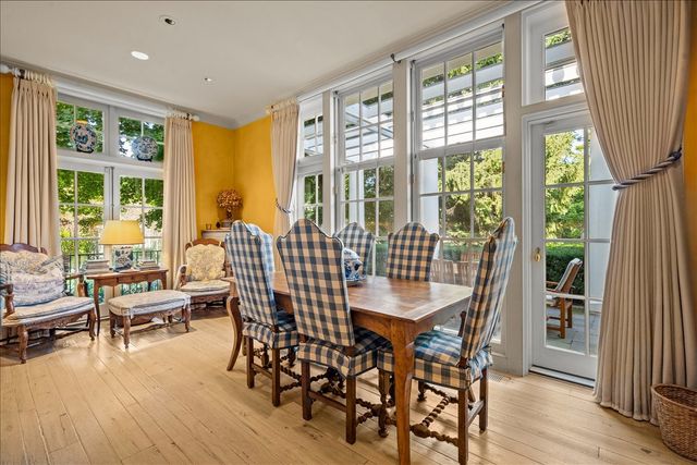 $6,995,000 | 788 East Woodland Road, Lake Forest, IL 60045