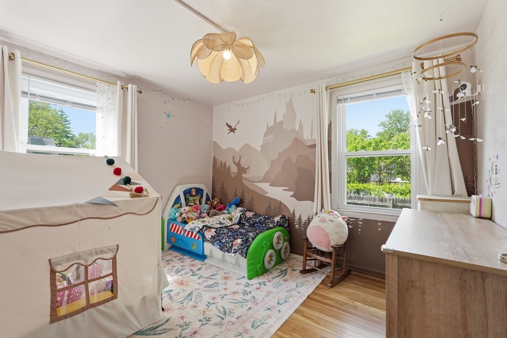 44 Harding Street Springfield, MA 01109 - Photo 22 of 35