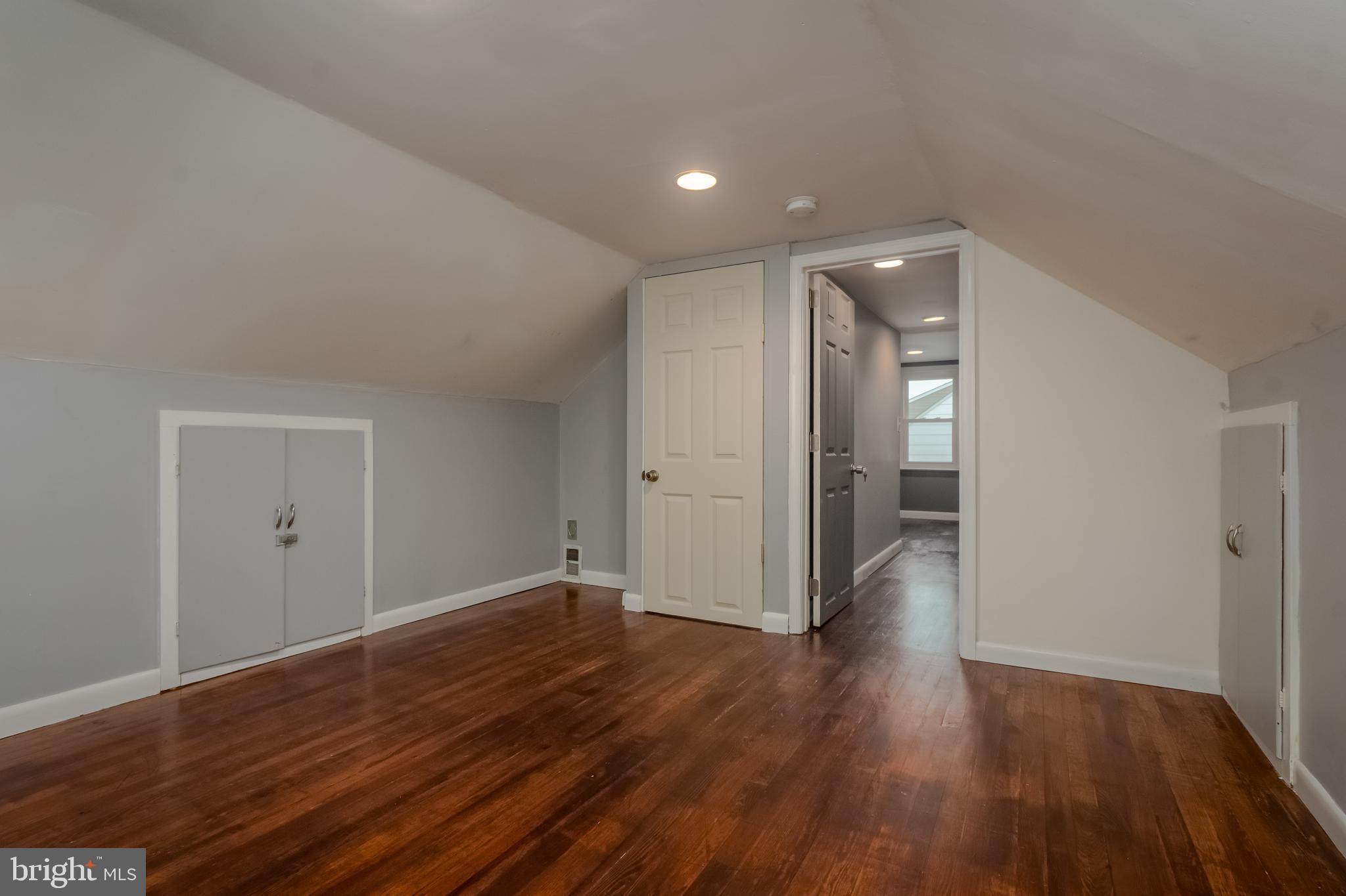 8225 Longpoint Road Dundalk, MD 21222 - Photo 22 of 34