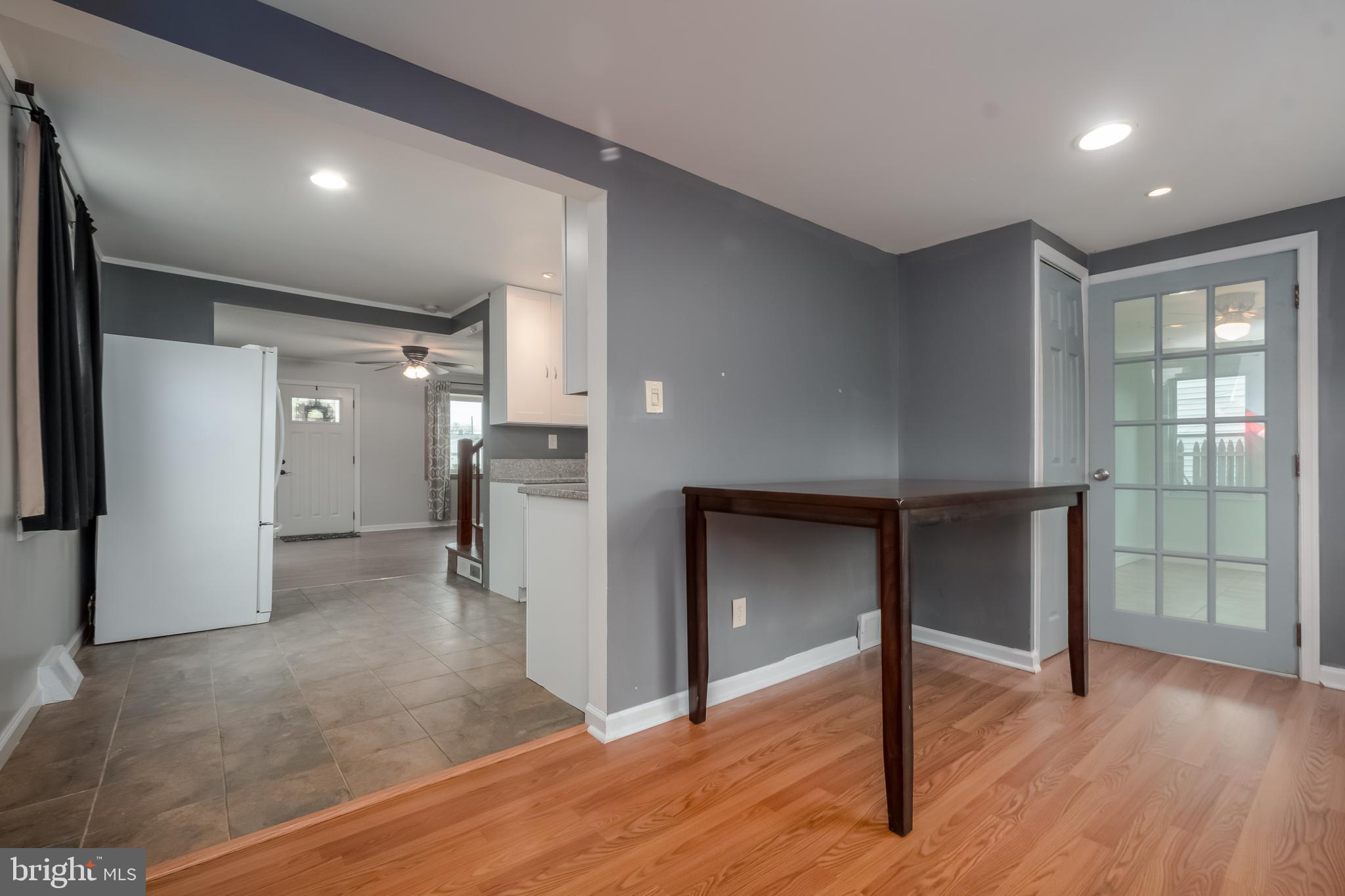 8225 Longpoint Road Dundalk, MD 21222 - Photo 9 of 34