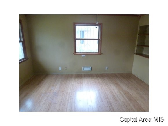 2645 East Lawrence Avenue Springfield, IL 62703 - Photo 3 of 18 Gallery Image 3