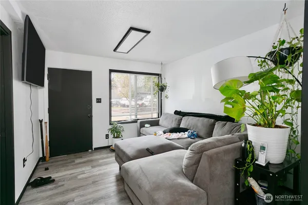 $449,950 | 1123 South M Street, Tacoma, WA 98405