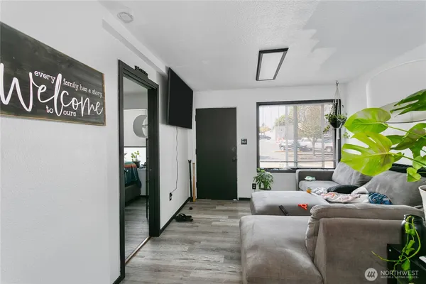 $449,950 | 1123 South M Street, Tacoma, WA 98405