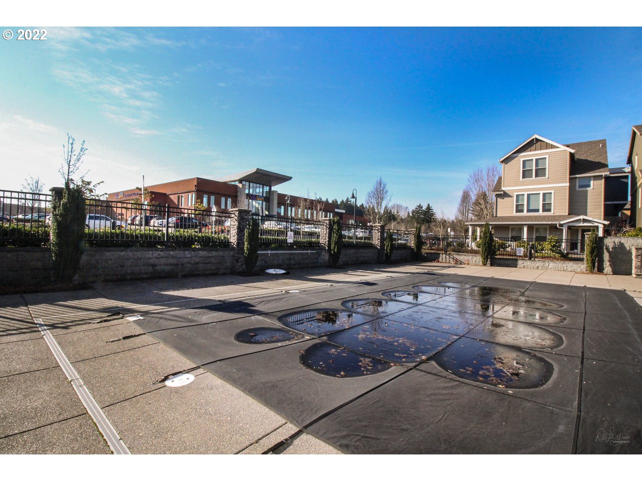 14174 Southwest Compass Drive Beaverton, OR 97005 - Photo 29 of 32 a view of a house with pool and sitting area