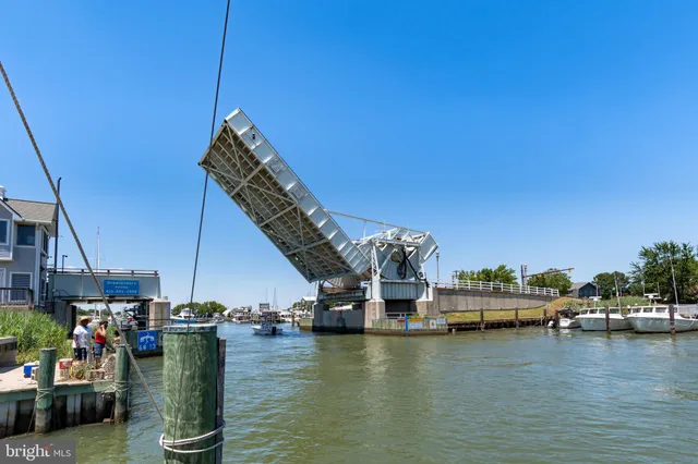 $1,200,000 | 21477 Island Club Road, Tilghman, MD 21671