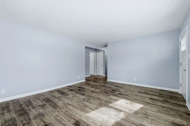 $239,900 | 15346 Le Claire Avenue, Oak Forest, IL 60452