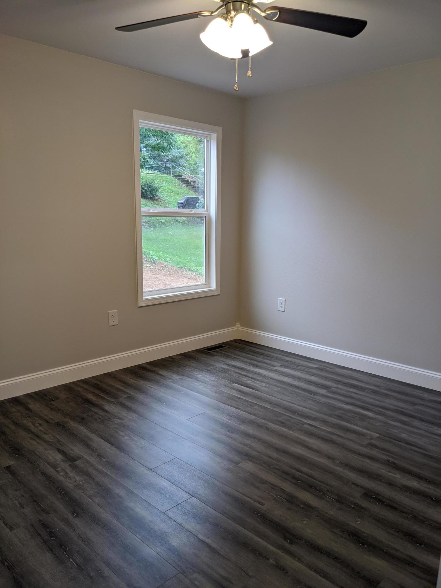 412 Leonard Street Greeneville, TN 37745 - Photo 6 of 10 IMG_20200925_175245