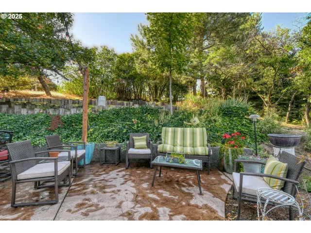 $339,500 | 100 West Wallace Street, Weston, OR 97886