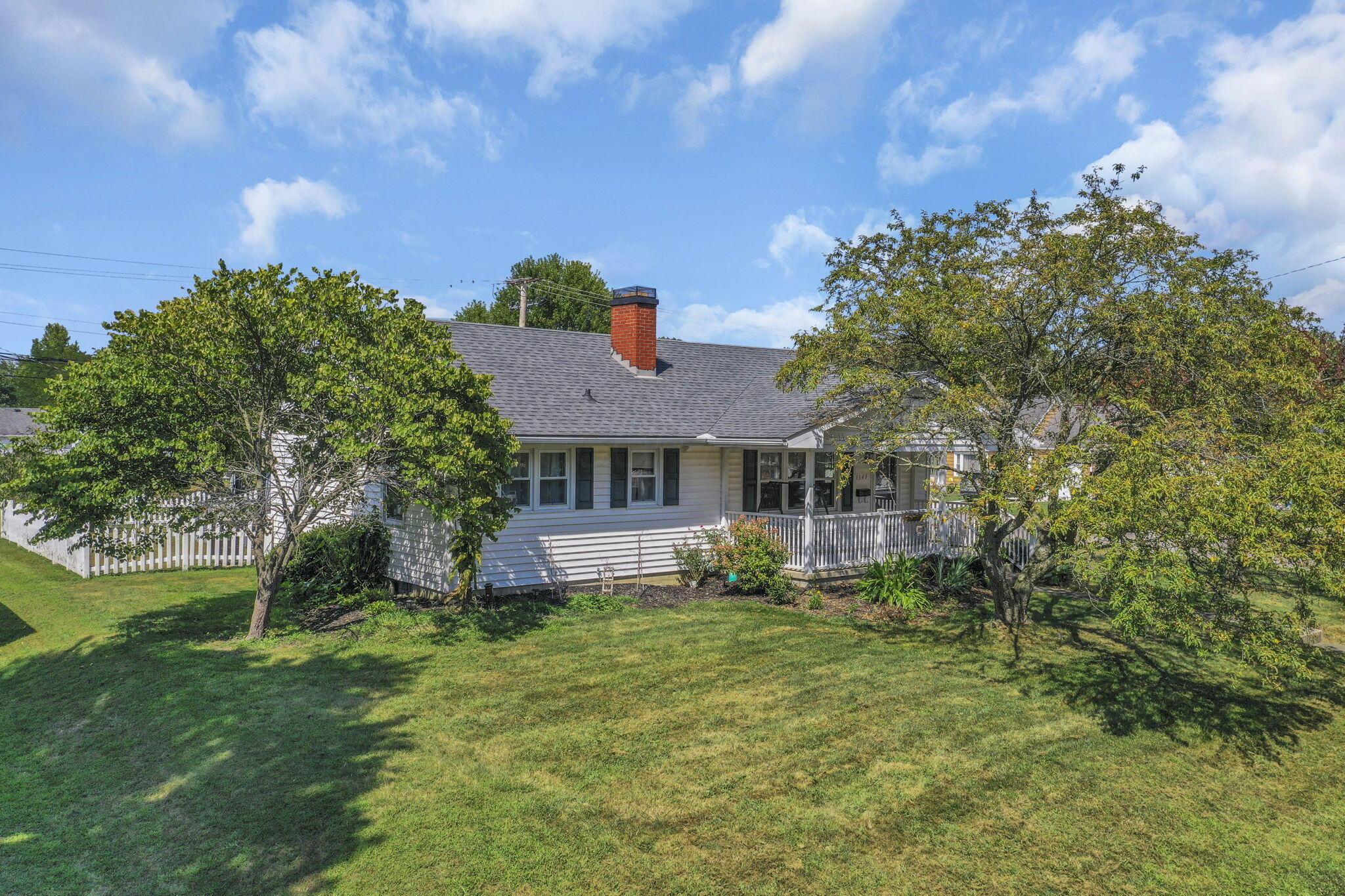 1349 Wetsell Avenue Lancaster, OH 43130 - Photo 3 of 66 3-web-or-mls-DJI_0789