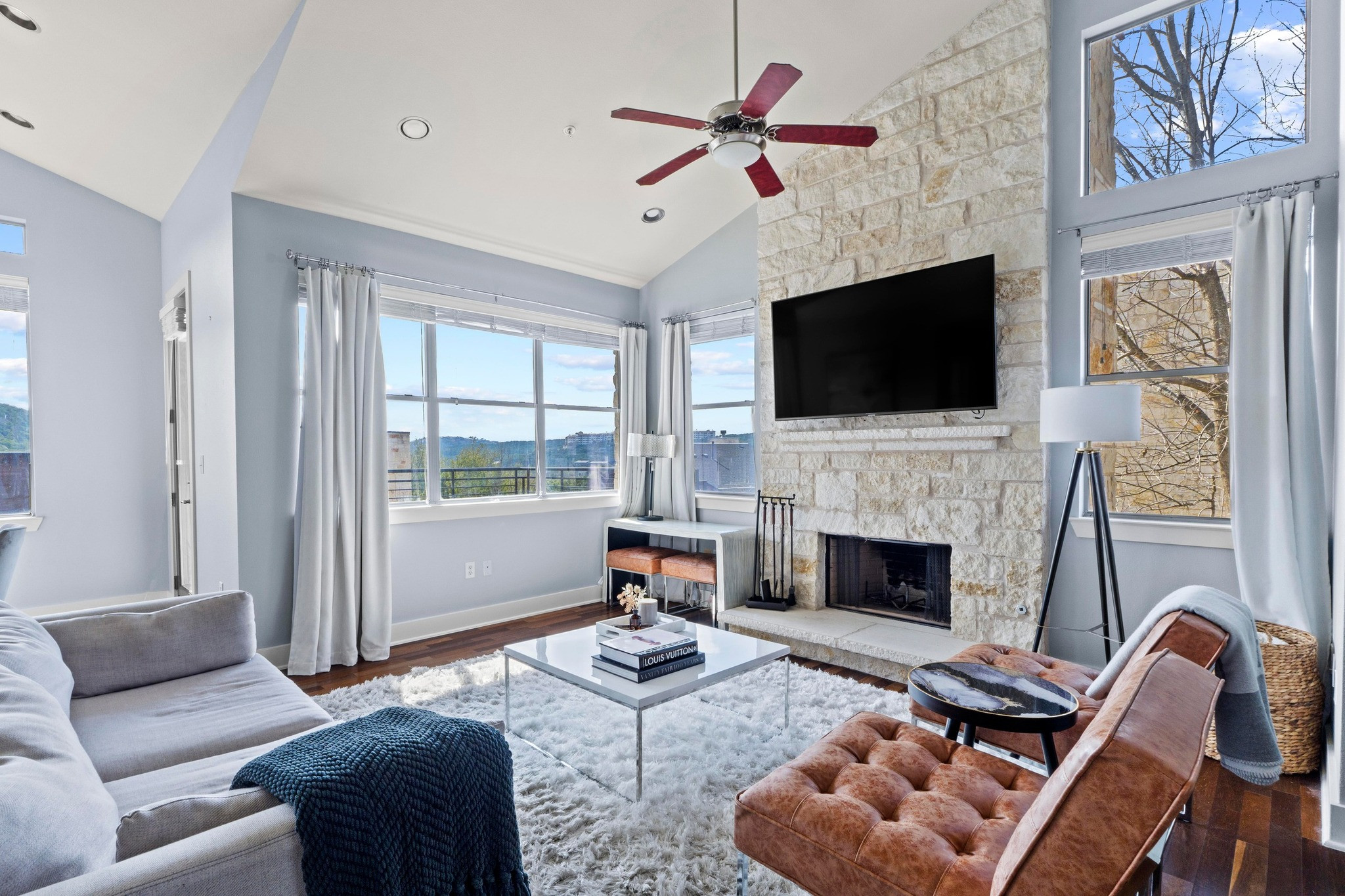 8110 Ranch Road 2222, Unit 49 Austin, TX 78730 - Photo 2 of 34