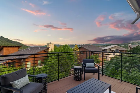 $649,000 | 8110 Ranch Road 2222, Unit 49, Austin, TX 78730