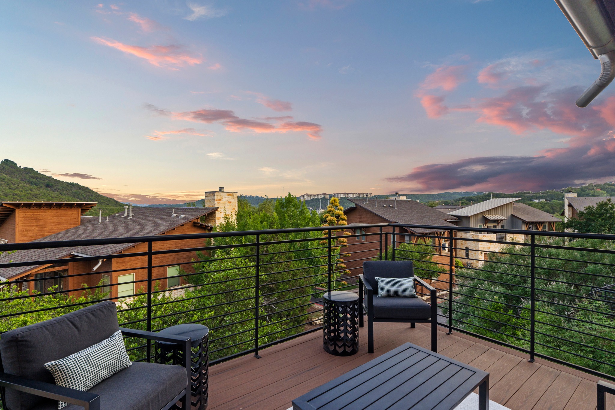 8110 Ranch Road 2222, Unit 49 Austin, TX 78730 - Photo 2 of 36