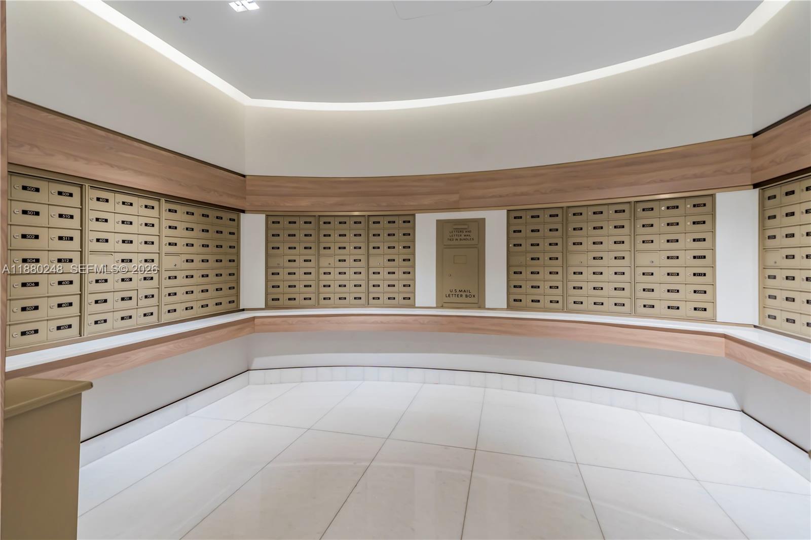 888 Brickell Key Drive, Unit 1807 Miami, FL 33131 - Photo 39 of 58