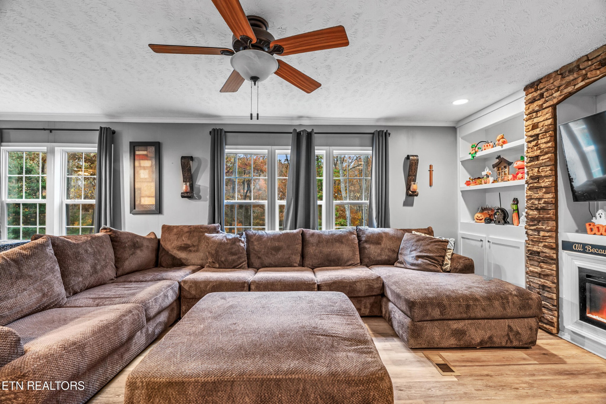 365 Kerrigan Road Crossville, TN 38555 - Photo 3 of 51